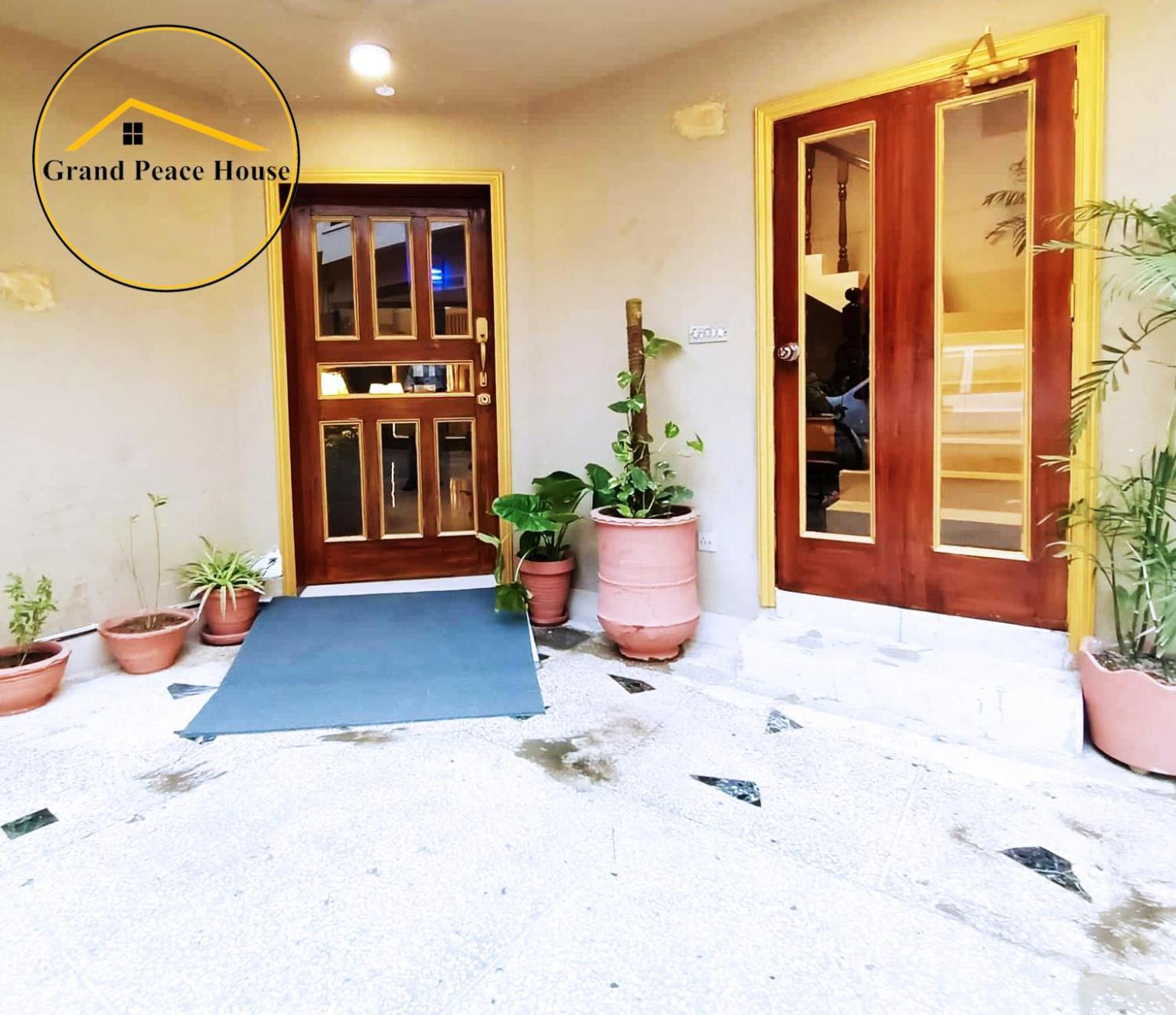 Grand Peace House II Bed & Breakfast Islamabad Exterior foto